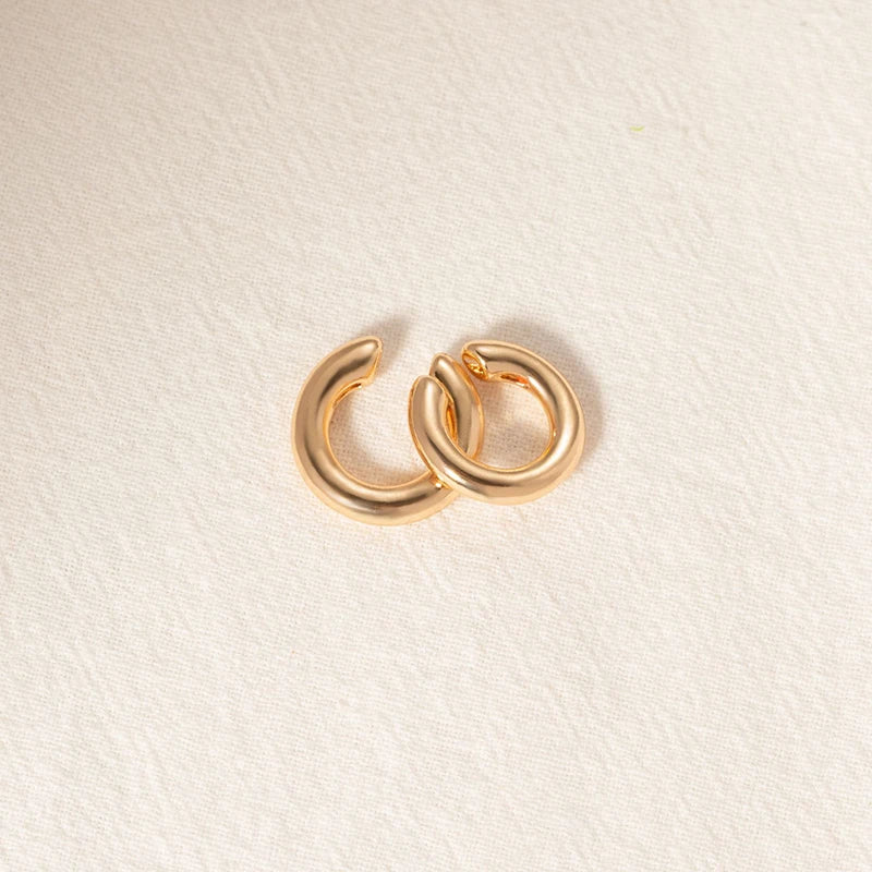 Boucles d'oreilles à Clip rondes et lisses en forme de C pour femmes, 2 pièces, légères, sans Piercing, Cartilage, manchette d'oreille, bijoux à usage quotidien L’AURA