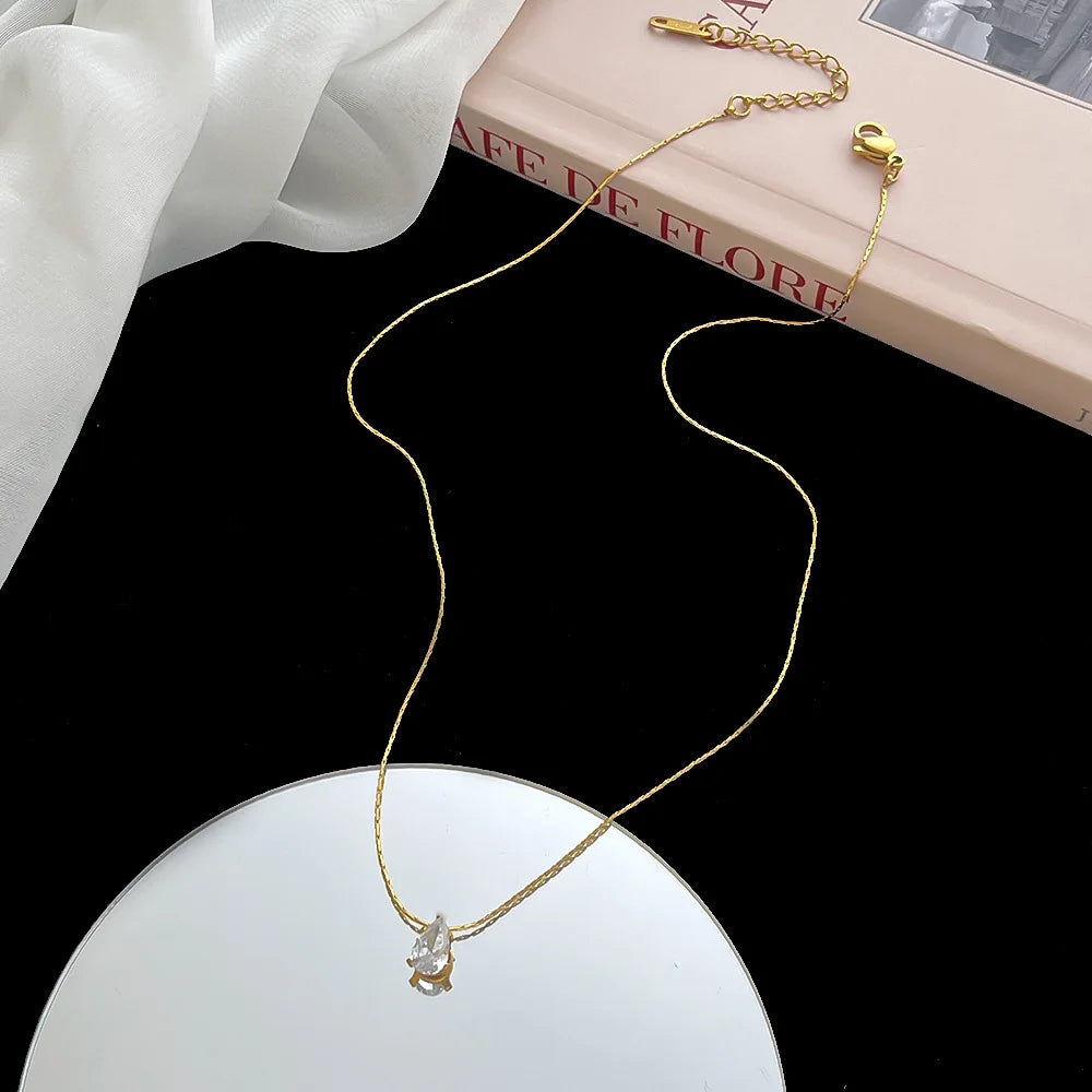 Collier pendentif goutte d'eau en zircon brillant en acier inoxydable pour femme, chaîne ras-du-cou minimaliste, bijoux de fête, cadeau, nouveauté, vente en gros L’AURA