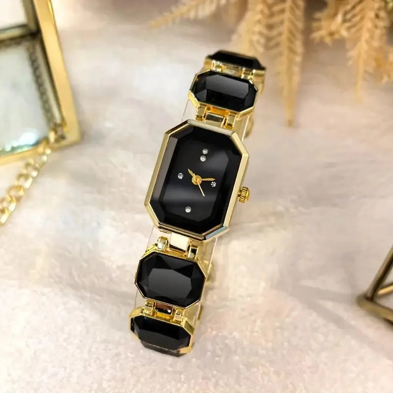 Montre pour femmes de style européen et américain, avec grand cadran rectangulaire orné de strass, boîtier coloré et chaîne en strass. L’AURA