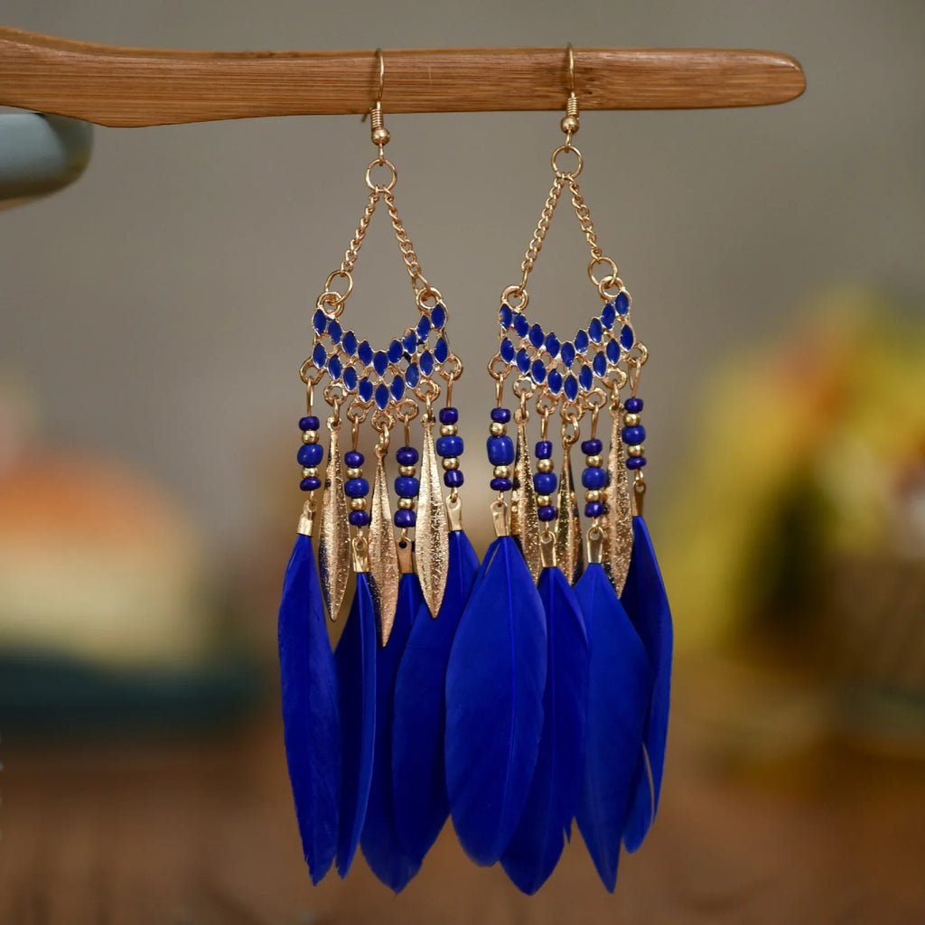 Boucles d'oreilles ethniques en plumes pour femmes, style bohème, longues pampilles, perles, goutte d'eau, accessoires bijoux de fête à la mode pour filles, nouvelle collection L’AURA