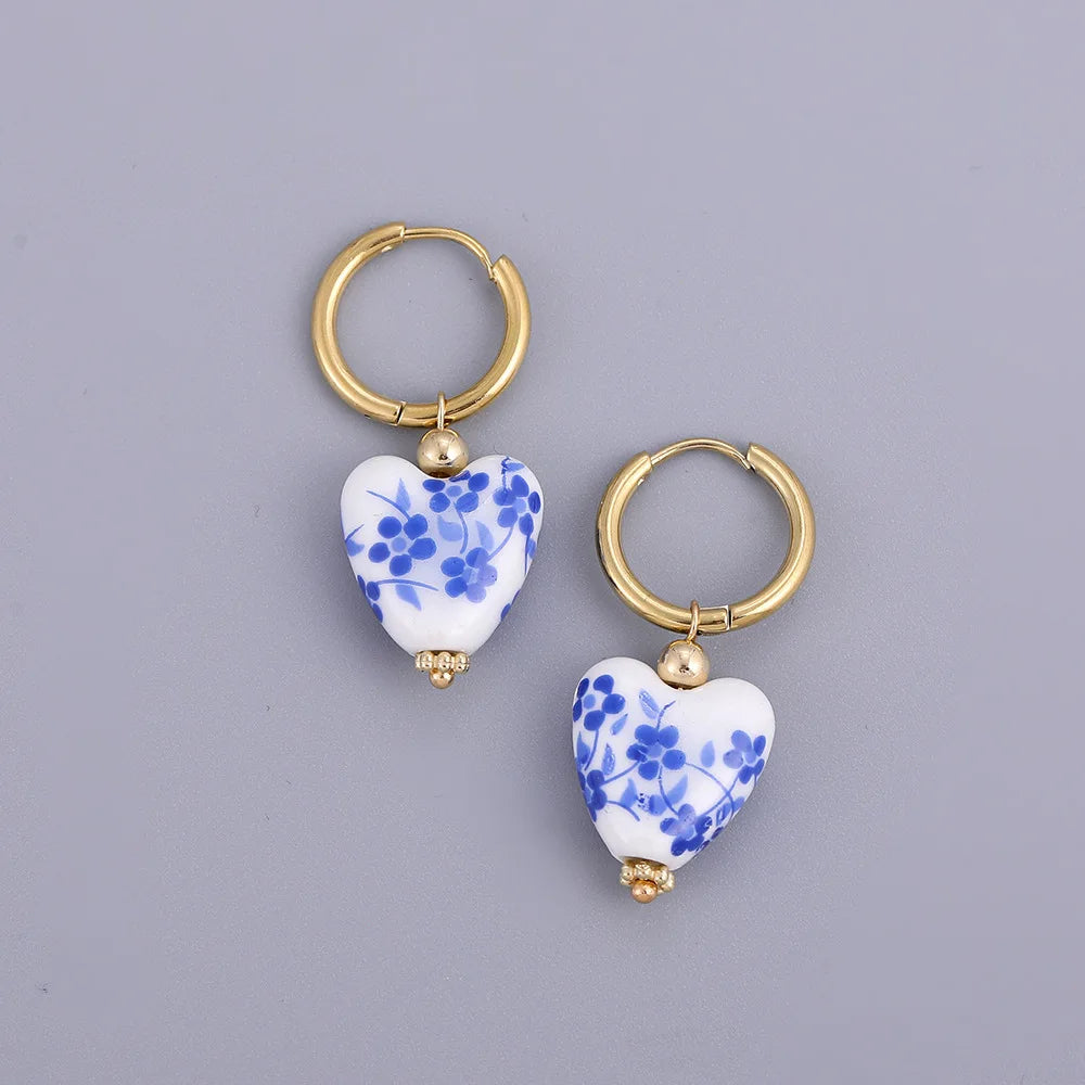 Boucles d'oreilles pendentif théière en porcelaine bleue et blanche, Vintage, en céramique, boule de cœur, perles, bijoux en acier inoxydable, cadeau L’AURA