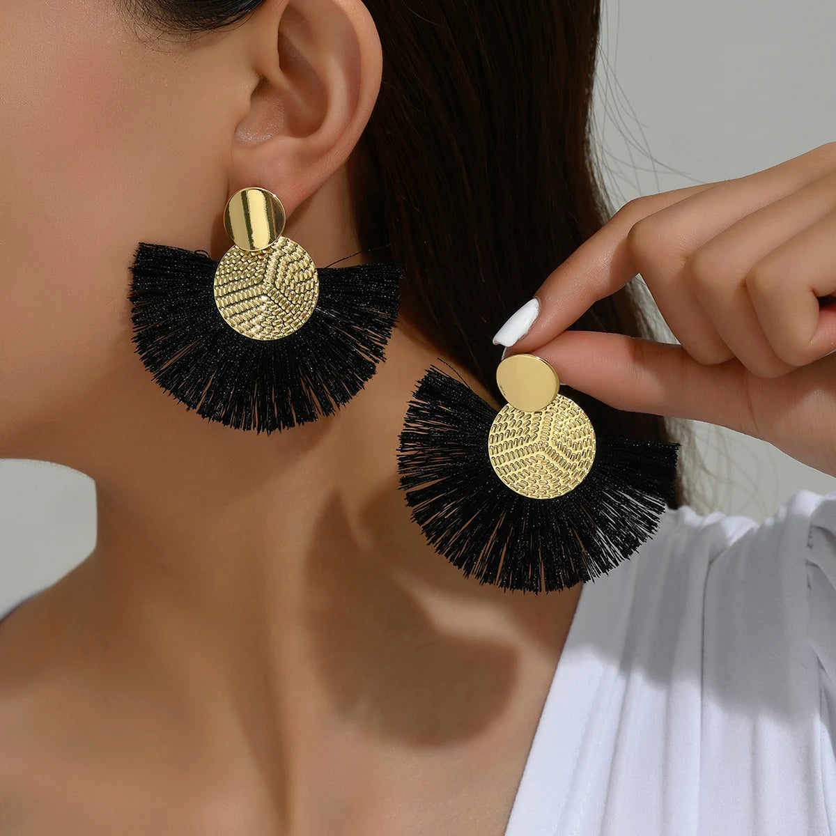 Mode bohème grand gland balancent blanc frange femme boucles d'oreilles boucles d'oreilles pour les femmes déclaration bijoux de mariage L’AURA