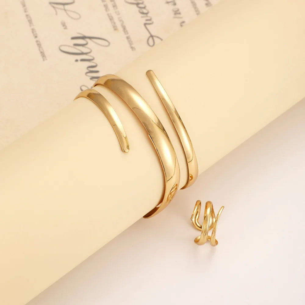 Ensemble de bijoux pour femmes, Bracelet épais européen et américain, couleur or, ligne géométrique, ensemble combiné de bagues, cadeau L’AURA