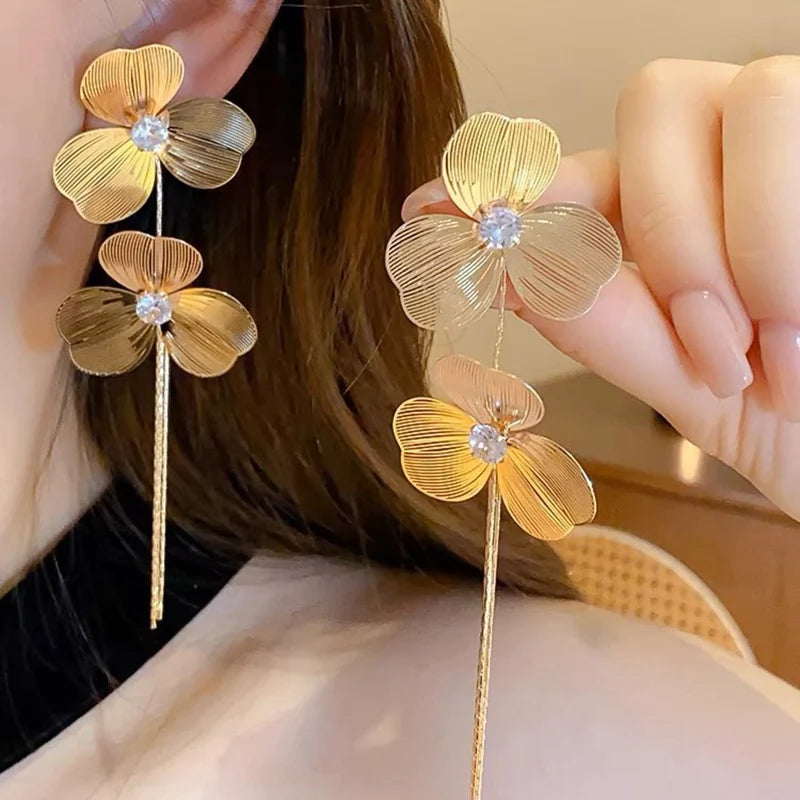Boucles d'oreilles longues à pampilles en biscuits exagérées pour filles, boucles d'oreilles pendantes ChimFlower, personnalisées, bijoux de fête uniques L’AURA