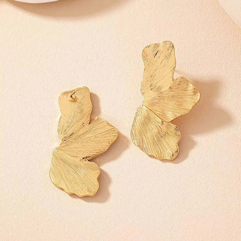 Boucles Pétale Texturé Doré L’AURA