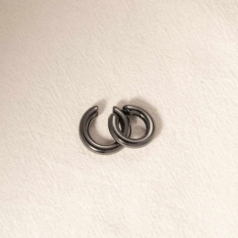 Boucles d'oreilles à Clip rondes et lisses en forme de C pour femmes, 2 pièces, légères, sans Piercing, Cartilage, manchette d'oreille, bijoux à usage quotidien L’AURA