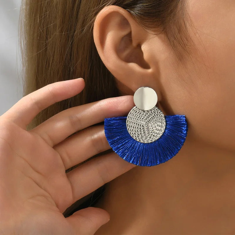 Mode bohème grand gland balancent blanc frange femme boucles d'oreilles boucles d'oreilles pour les femmes déclaration bijoux de mariage L’AURA