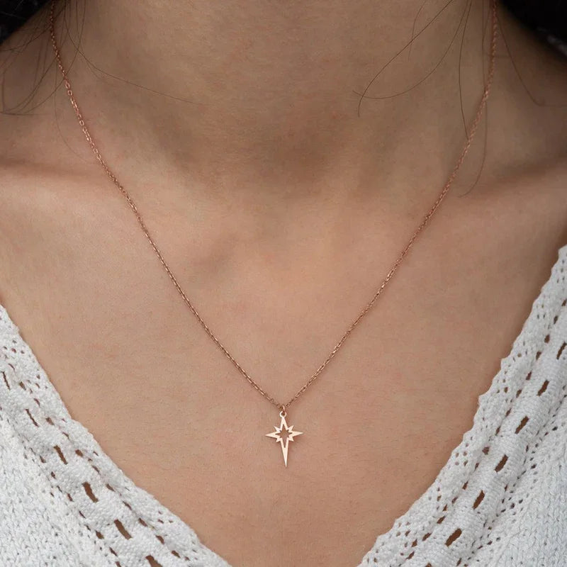 Colliers ras du cou en acier inoxydable avec pendentif étoile géométrique minimaliste, collier étoile polaire pour femmes, Collares Para Mujer L’AURA
