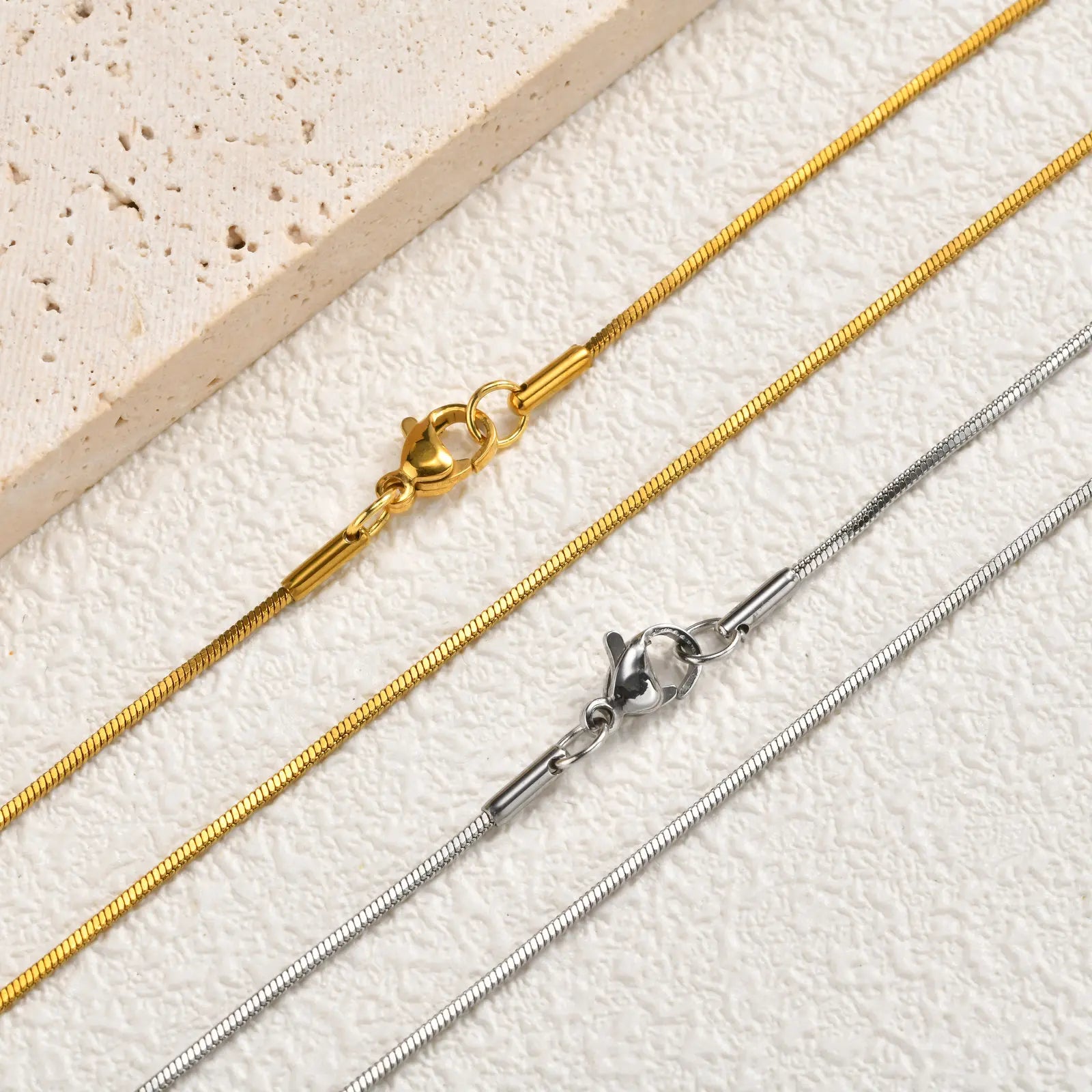 Collier ras du cou à maillons en forme de cœur pour femme, bijoux en acier inoxydable, cadeau pour petite amie