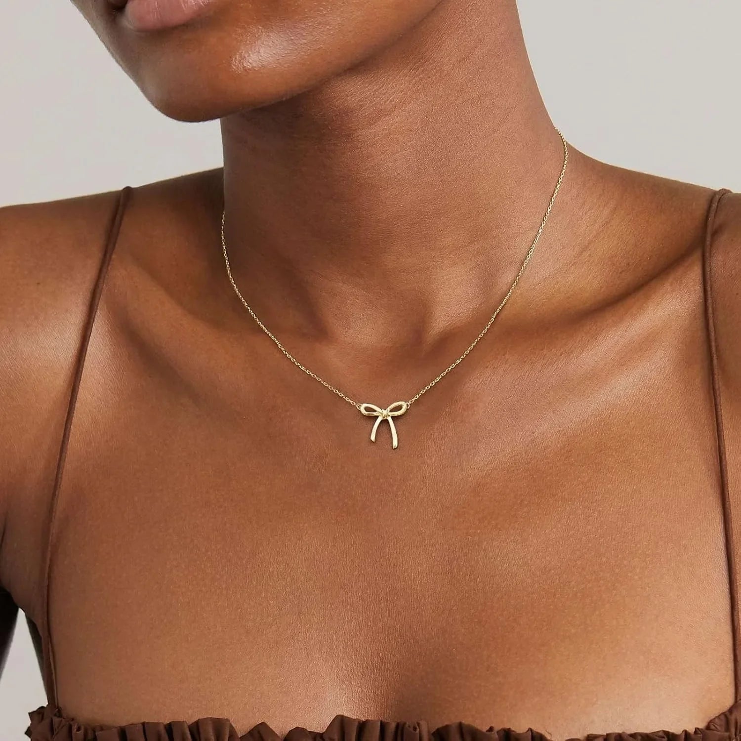 Collier en or pour femmes, collier à nœud plaqué or et argent, pendentif à nœud mignon, ras du cou, chaîne, bijoux cadeau pour femmes L’AURA