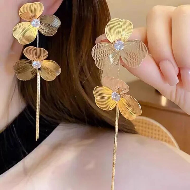 Boucles d'oreilles longues à pampilles en biscuits exagérées pour filles, boucles d'oreilles pendantes ChimFlower, personnalisées, bijoux de fête uniques L’AURA