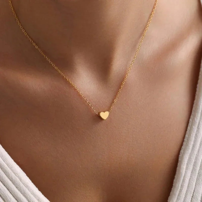 Colliers simples en acier inoxydable, pendentif en forme de cœur, pour femmes et filles, ras du cou délicat hypoallergénique en acier inoxydable