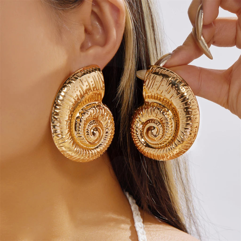 Trendy Gold-Colored Simulated Starfish Drop Earrings for Women, Bohemian Style, Large Metal Shells, Jewelry for Party and Daily Wear