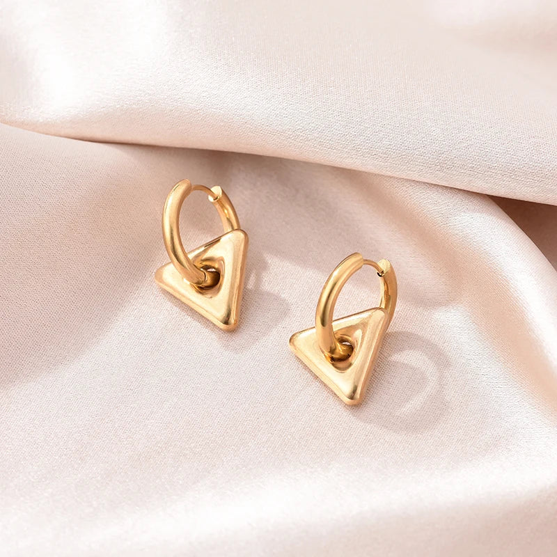 Boucles d'oreilles créoles rondes en acier inoxydable pour femmes, pendentif étoile lune et coeur, bijoux classiques Y2K, boucle d'oreille document en or et argent, mode L’AURA