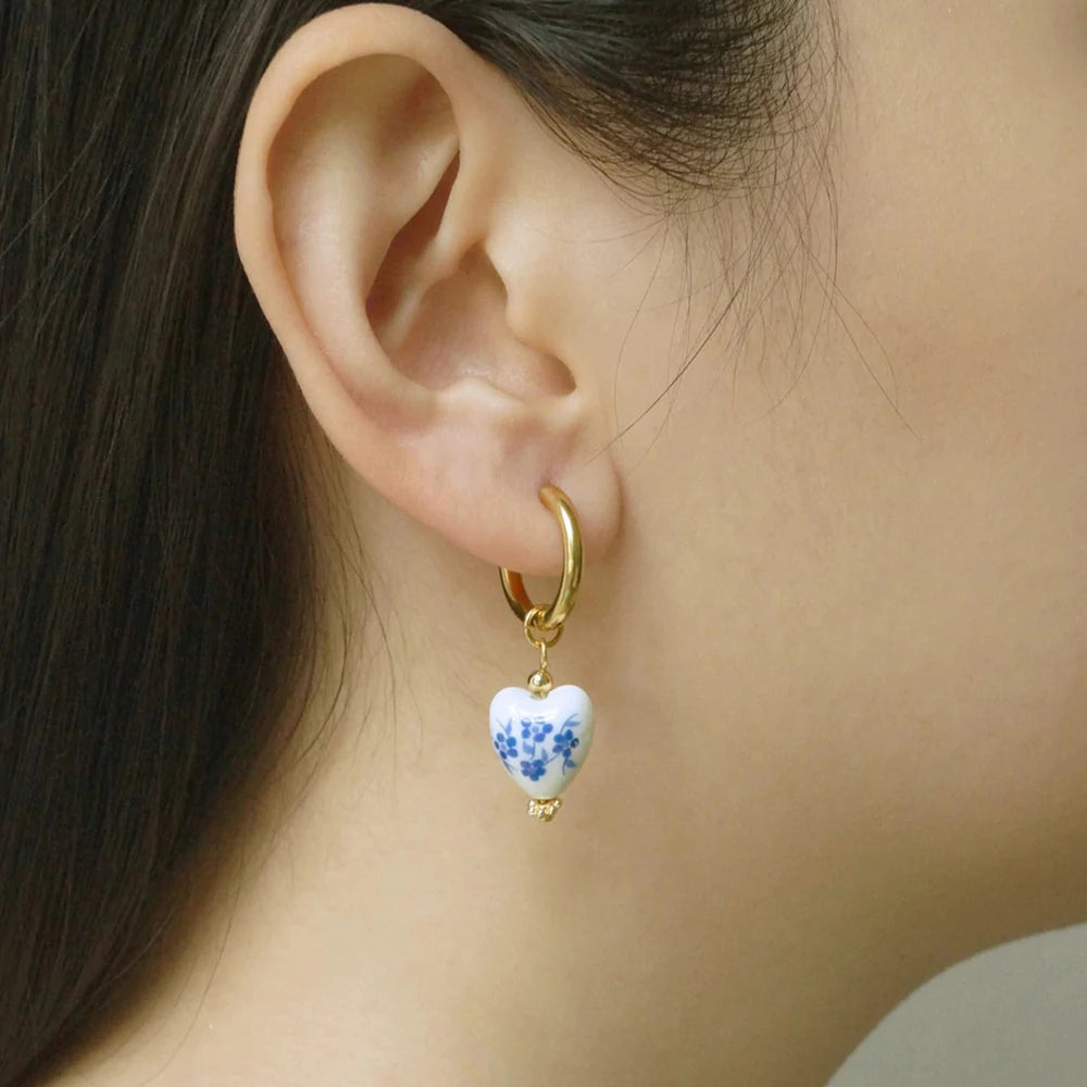 Boucles d'oreilles pendentif théière en porcelaine bleue et blanche, Vintage, en céramique, boule de cœur, perles, bijoux en acier inoxydable, cadeau L’AURA