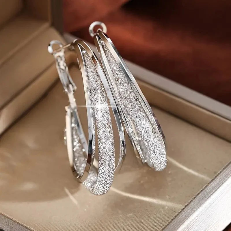 Boucles d'oreilles créoles en pierre de cristal couleur or, forme métallique torsadée, plaqué argent, nouvelle mode pour femmes, bijoux de fête, cadeau d'anniversaire L’AURA