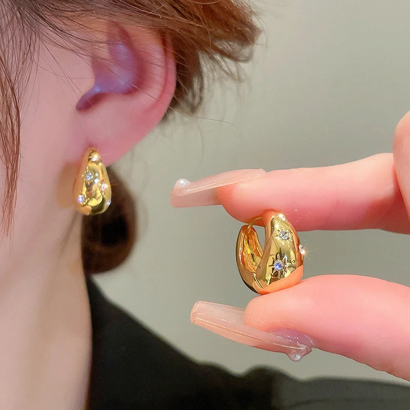 Boucles d'oreilles en acier inoxydable pour femmes et filles, étoile lisse, Zircon, métal, gros soleil, strass, boucle d'oreille, Punk Y2K, bijoux élégants L’AURA