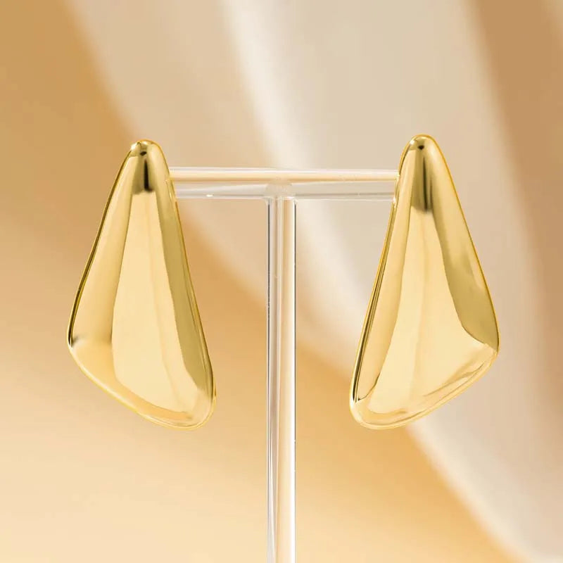 Boucles d'oreilles clous vintage punk en métal lisse pour femme, tendance 2026, style gothique géométrique, bijoux d'oreille, accessoires, cadeau L’AURA