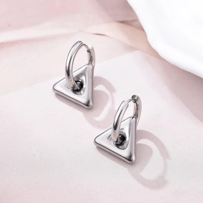 Boucles d'oreilles créoles rondes en acier inoxydable pour femmes, pendentif étoile lune et coeur, bijoux classiques Y2K, boucle d'oreille document en or et argent, mode L’AURA