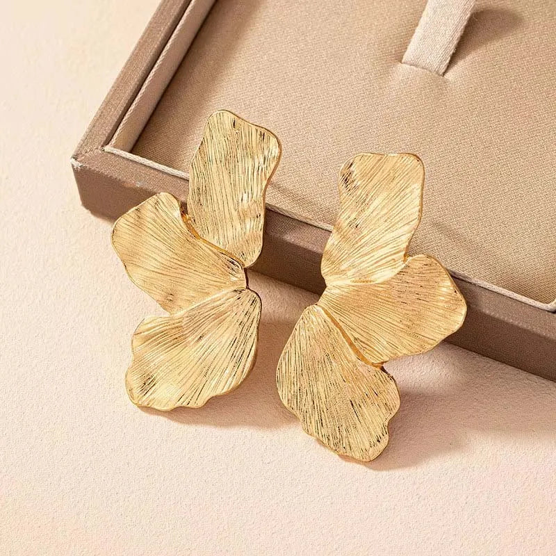 Boucles Pétale Texturé Doré L’AURA