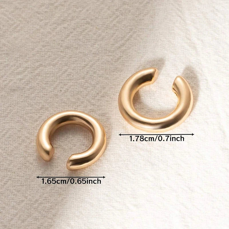 Boucles d'oreilles à Clip rondes et lisses en forme de C pour femmes, 2 pièces, légères, sans Piercing, Cartilage, manchette d'oreille, bijoux à usage quotidien L’AURA