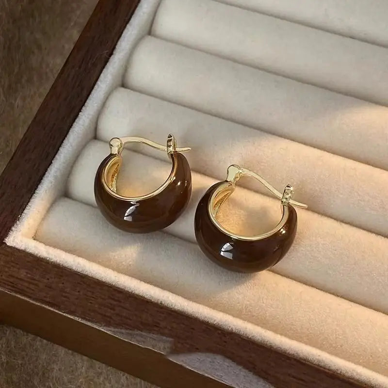 Boucles d'oreilles Vintage marron en forme de U pour femmes, créoles simples, tempérament, personnalité, mode féminine, bijoux 2026 L’AURA